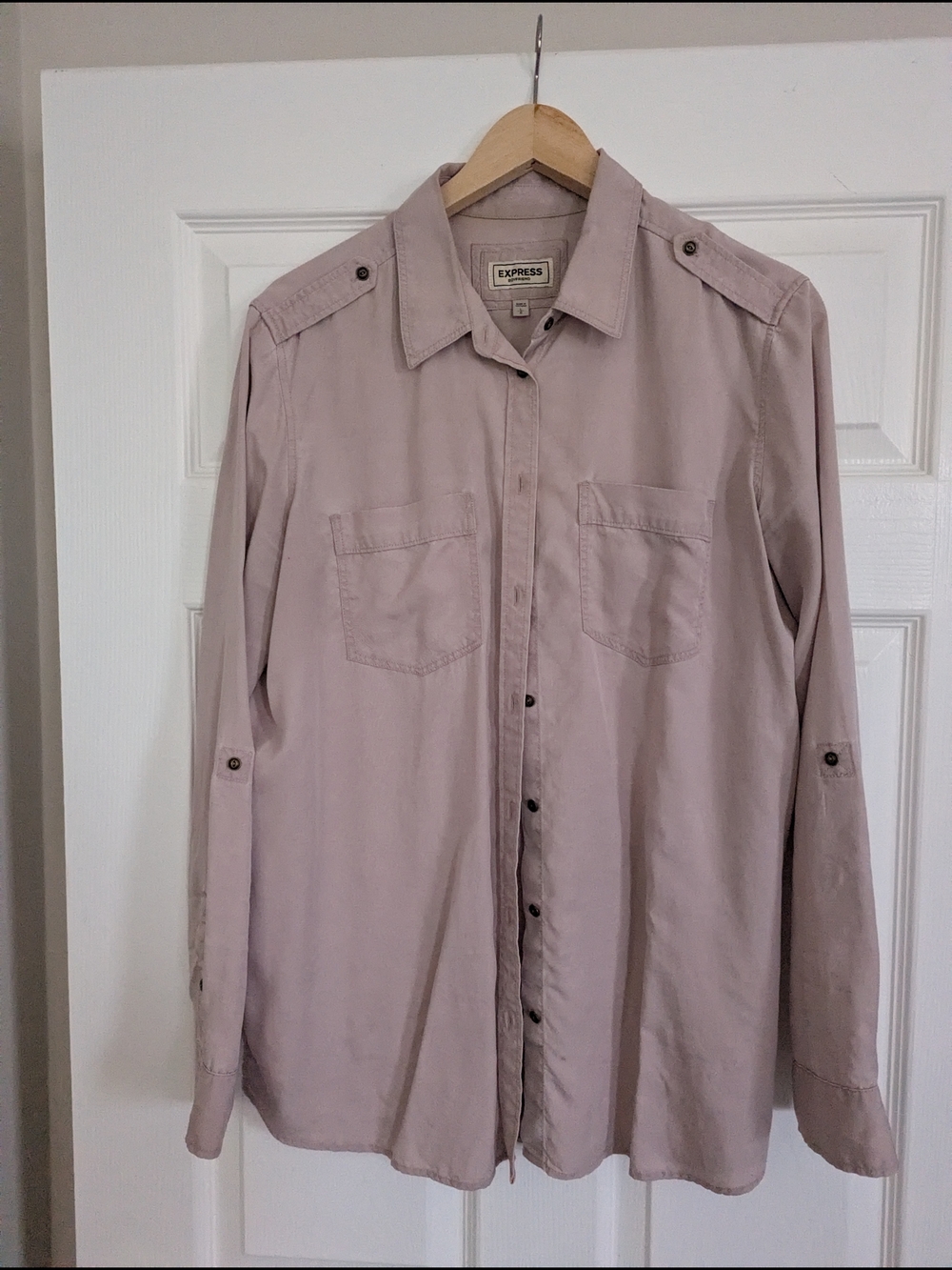 Express Women's Button-Down Shirt in Mauve
